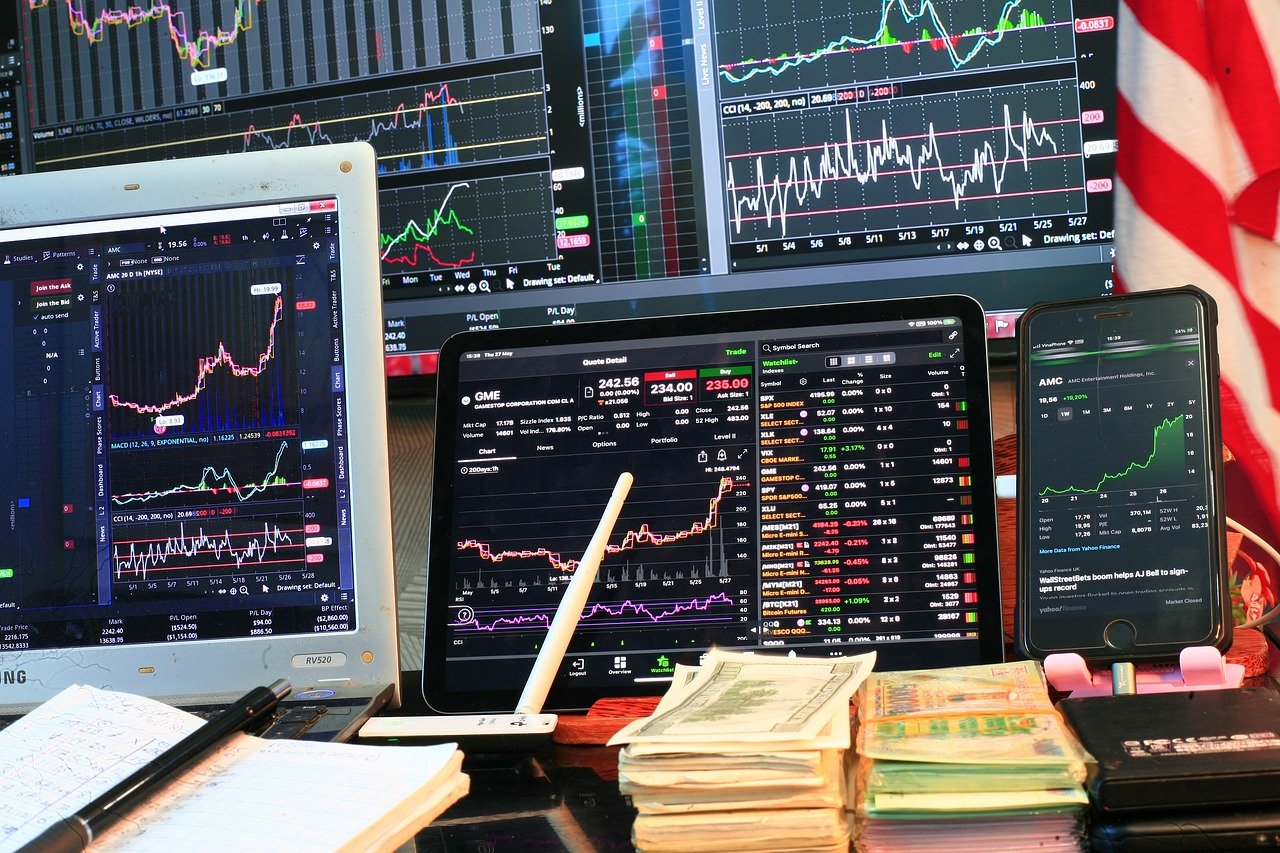 5 stocks where likely growth make them worth holding for 5 Diwalis